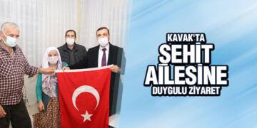 KAVAK’TA ŞEHİT AİLESİNE DUYGULU ZİYARET